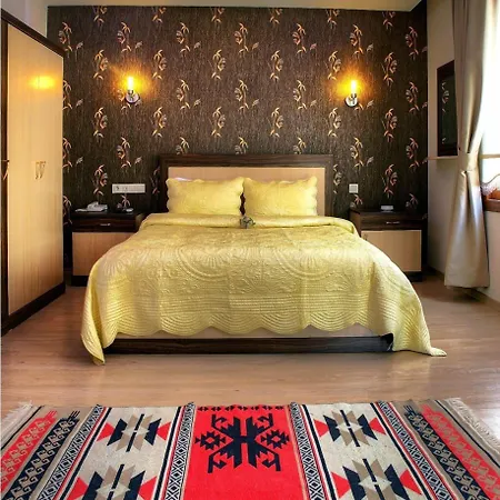 Gæstehus Fokai Yenifoca