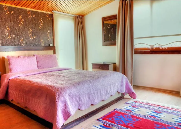 Fokai Penzion Yenifoca